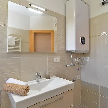 Olivera 1726 Daire *