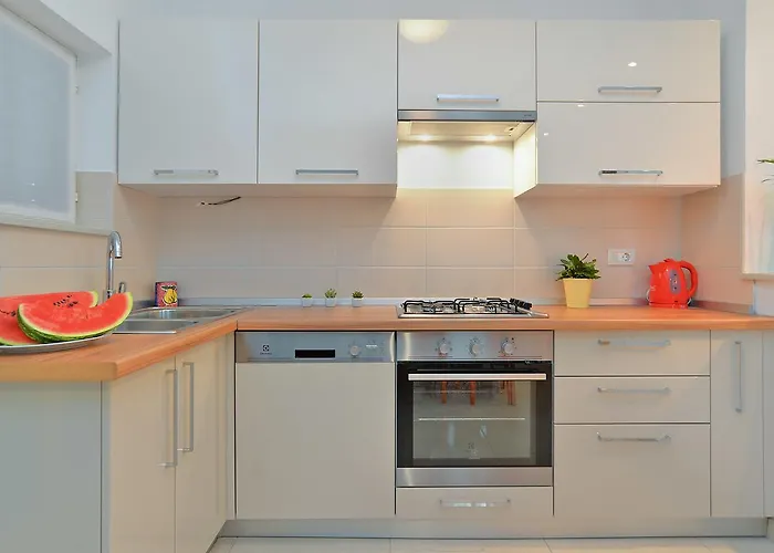 Olivera 1726 Apartman Pula