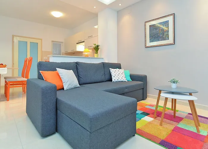 Olivera 1726 Apartament *